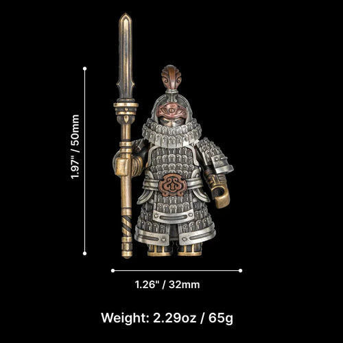 Collectible Metal Knight Figurine – Bronze Magnetic Detachable Armor for Desk Display