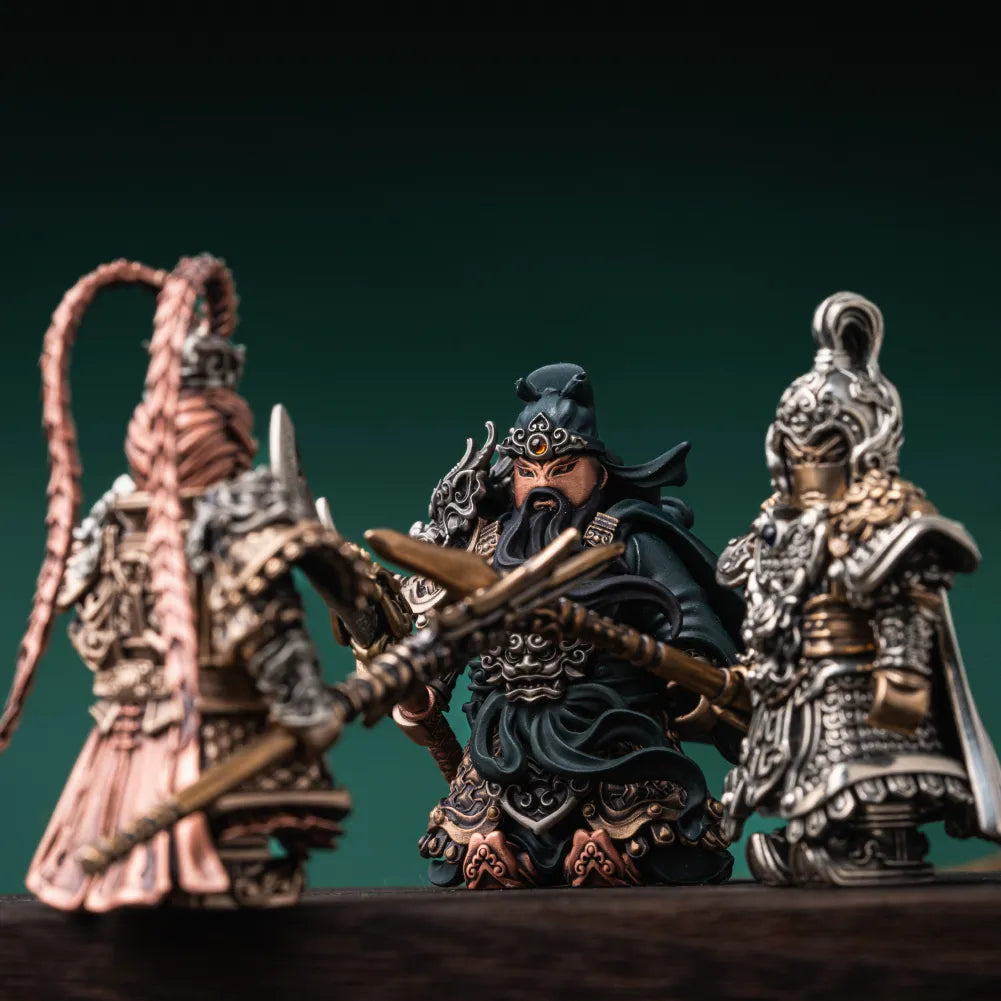 GY Magnetic Metal Figure Detachable Bronze Copper Knight Statue Collectible